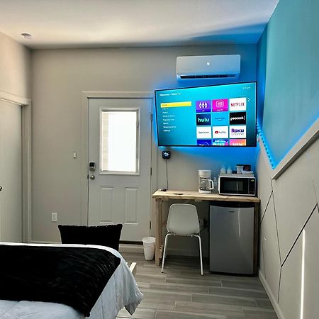 Eagle Stay Dainty Studio Eagle Pass Εξωτερικό φωτογραφία