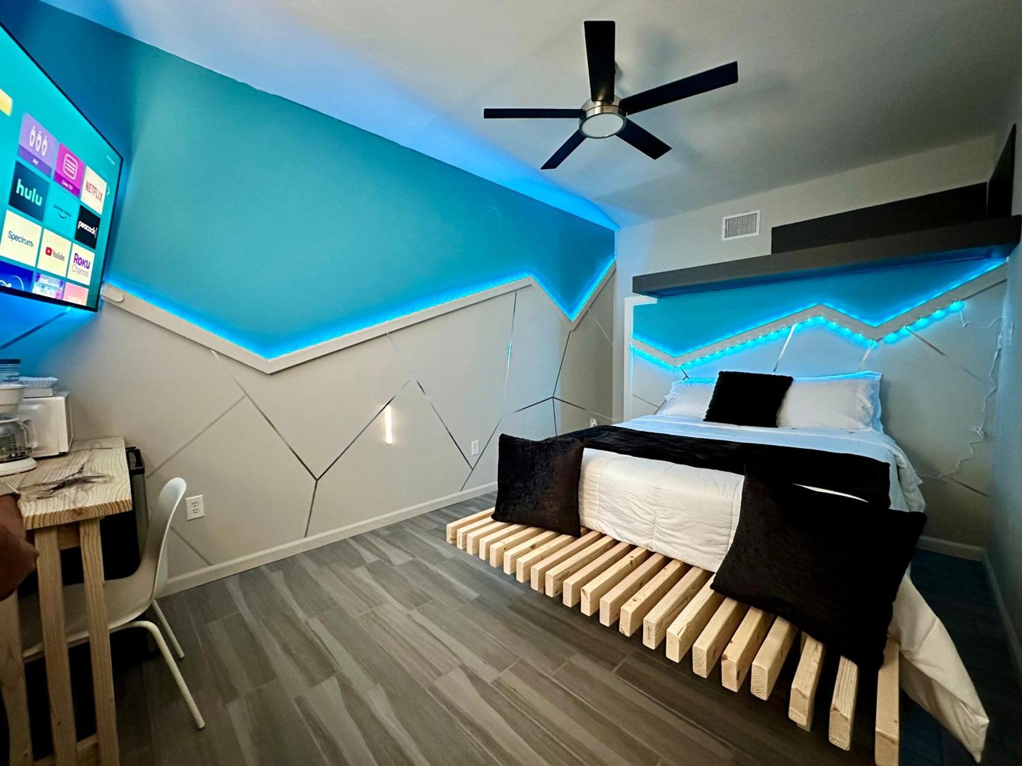 Eagle Stay Dainty Studio Eagle Pass Εξωτερικό φωτογραφία